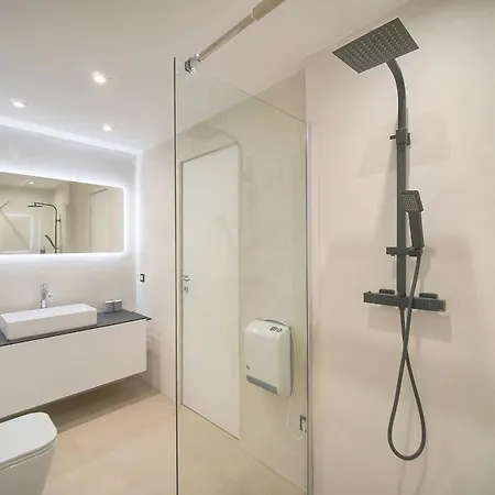 3 Pieces Climatise Refait A Neuf En 2025 Carre D'Or A2B194 Apartment Cannes